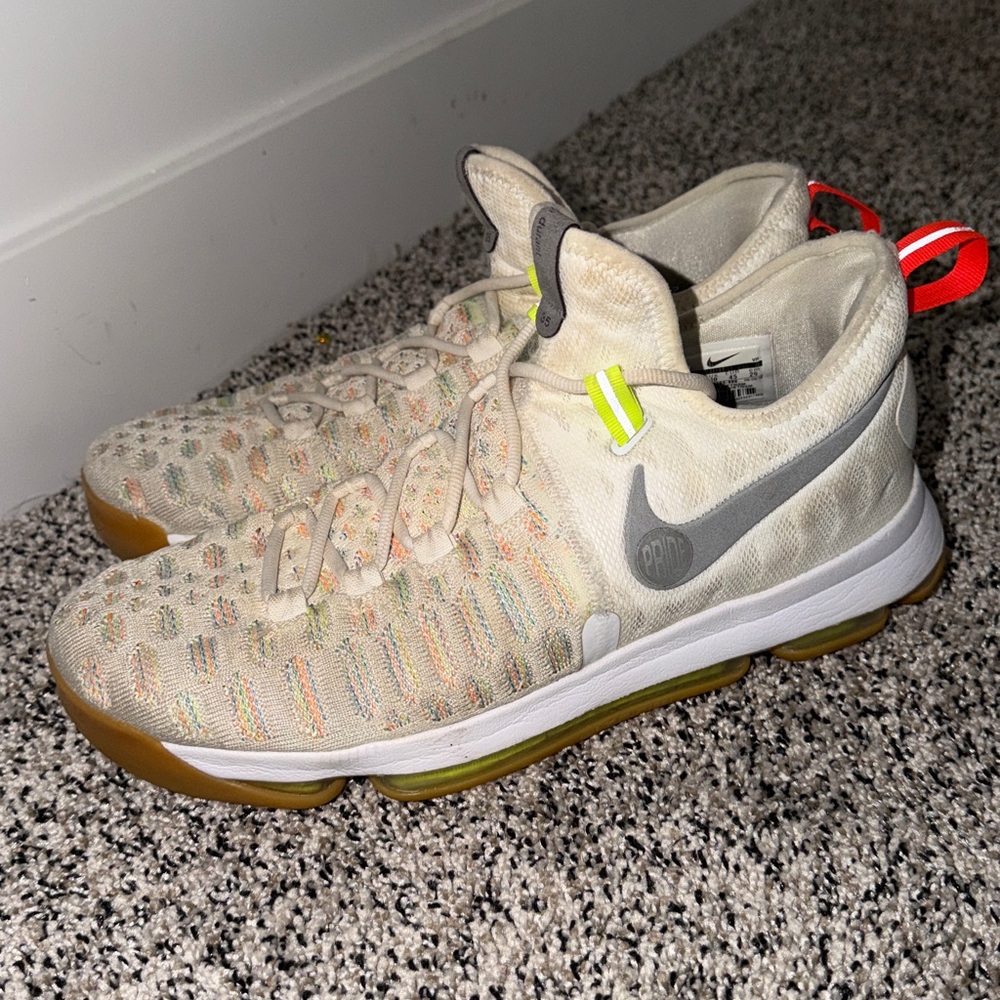 Nike Kevin Durant Pride Shoes Men’s Size 11 Cream KD